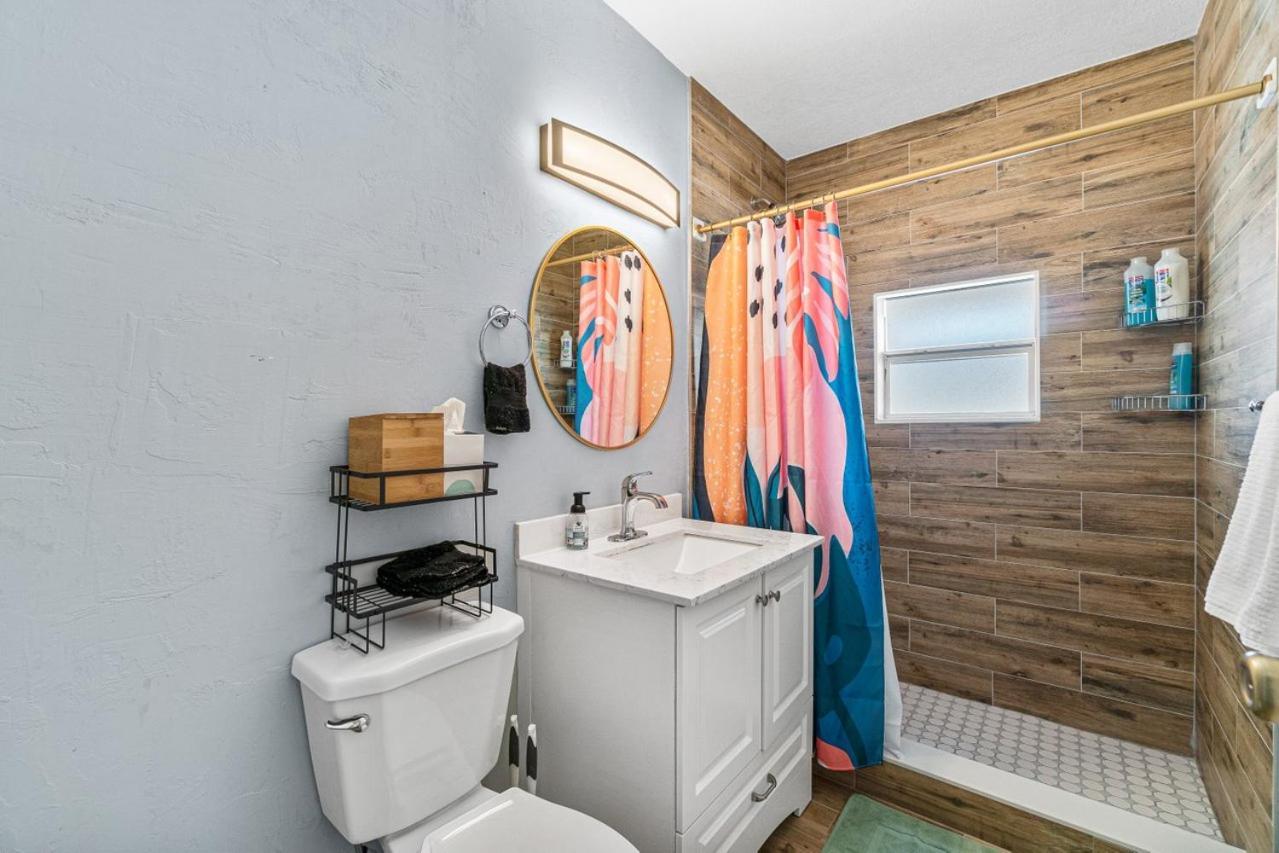 Steps To Beach & Downtown! Spacious Beach Bungalow #2 Lake Worth Beach Exterior photo