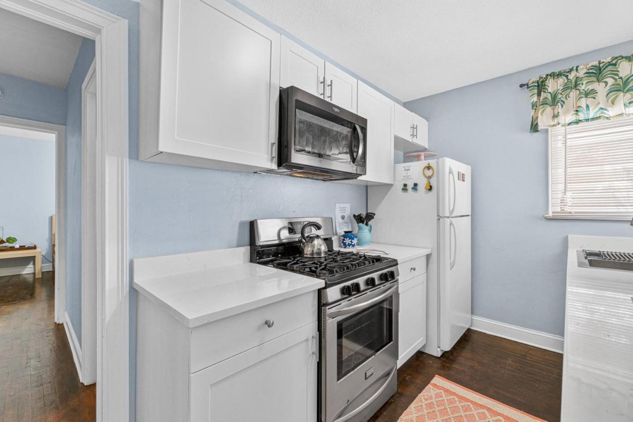 Steps To Beach & Downtown! Spacious Beach Bungalow #2 Lake Worth Beach Exterior photo