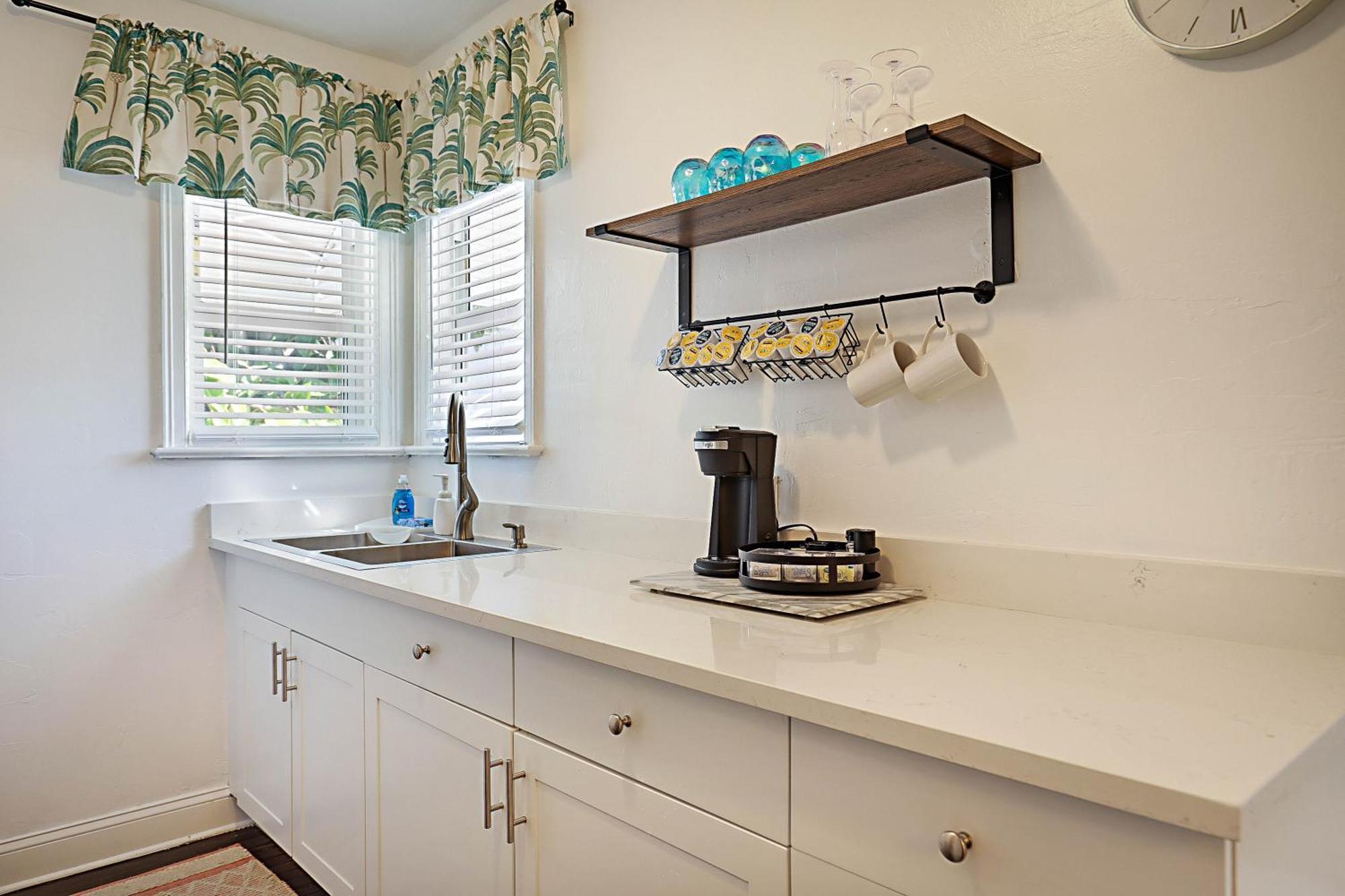 Steps To Beach & Downtown! Spacious Beach Bungalow #2 Lake Worth Beach Exterior photo